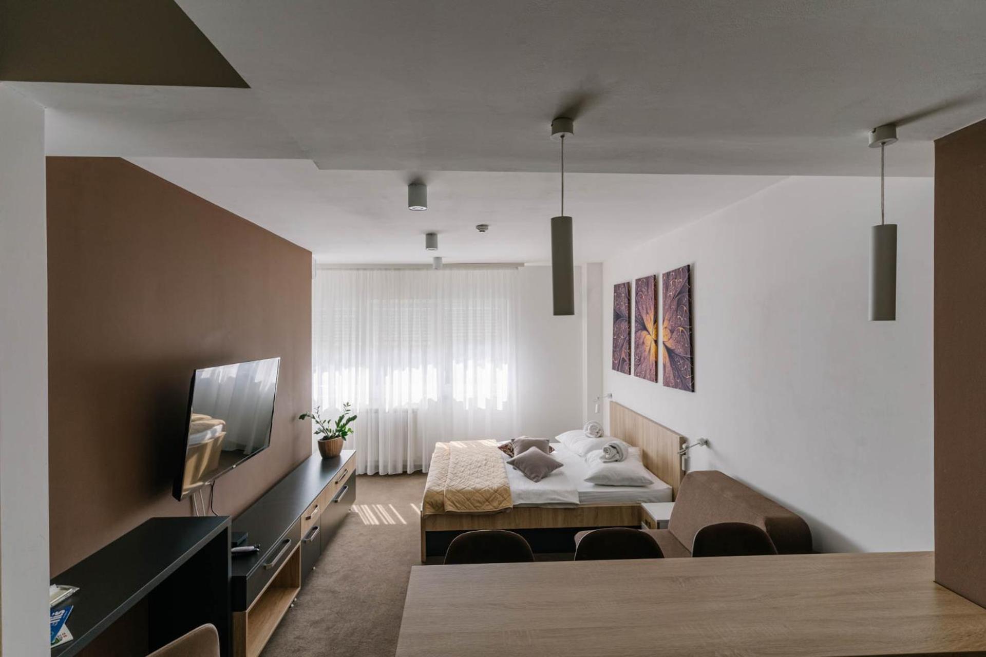 Nar Royalton Accommodation Nis Room photo