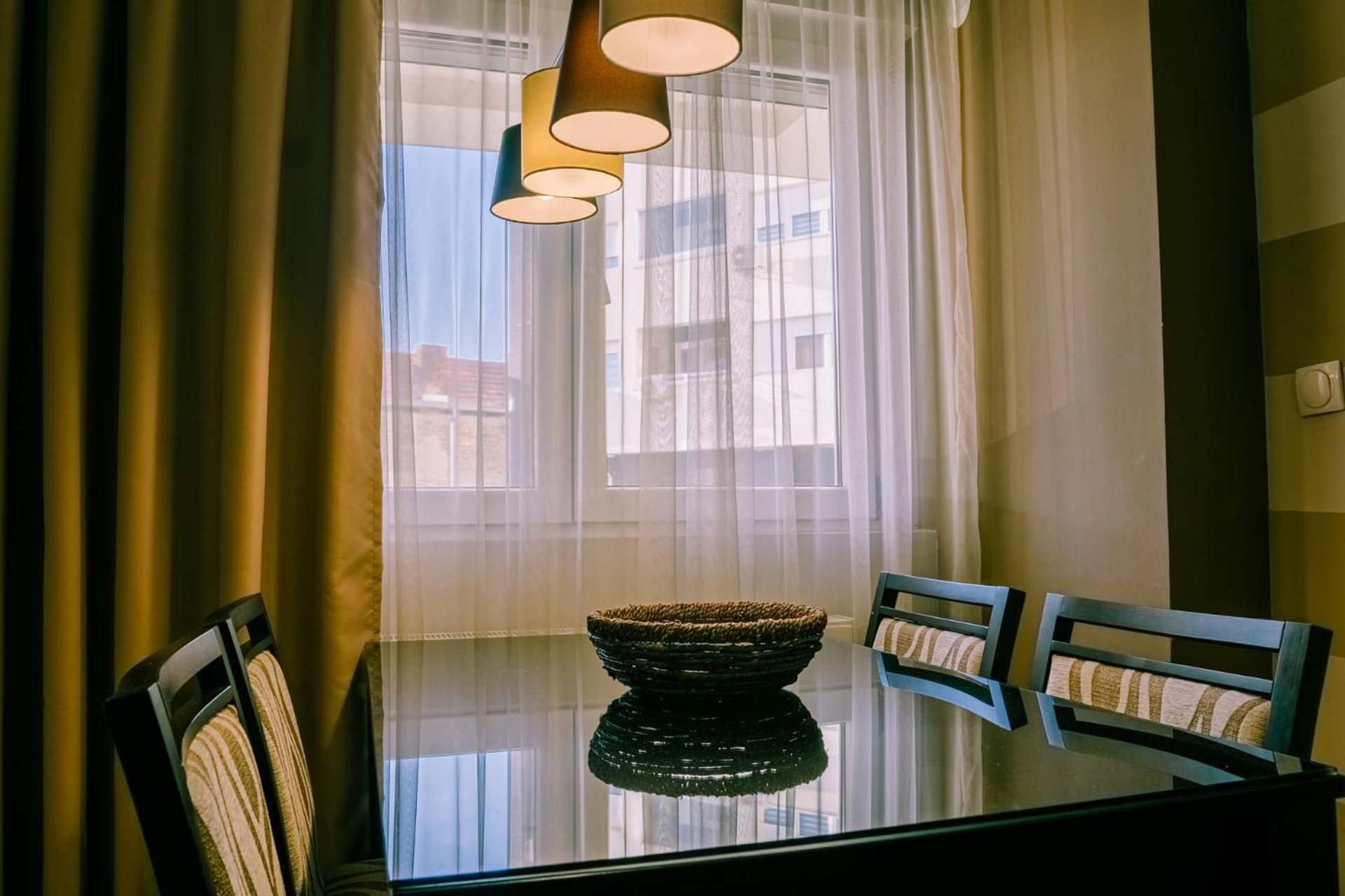 Nar Royalton Accommodation Nis Room photo