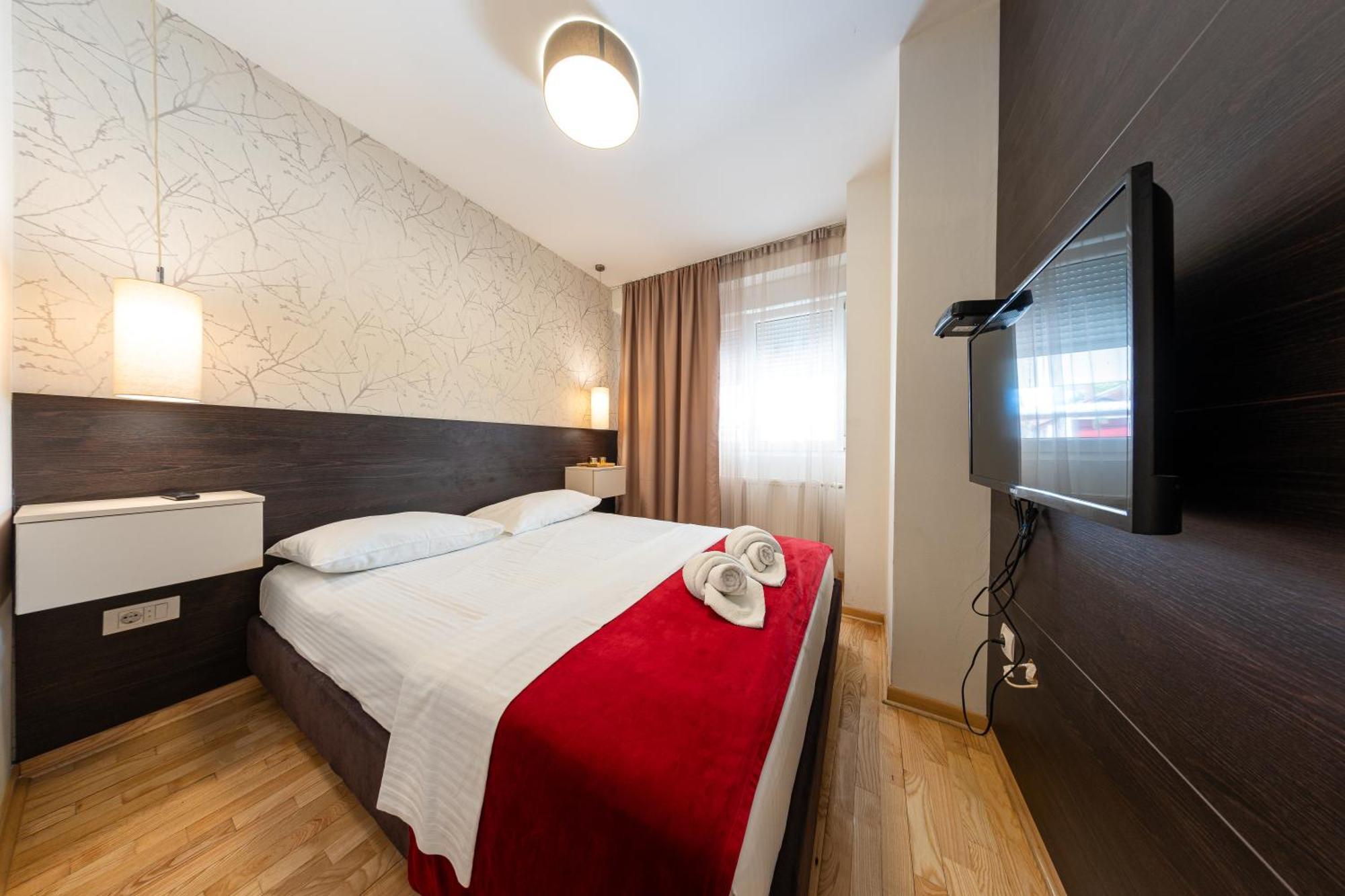 Nar Royalton Accommodation Nis Room photo