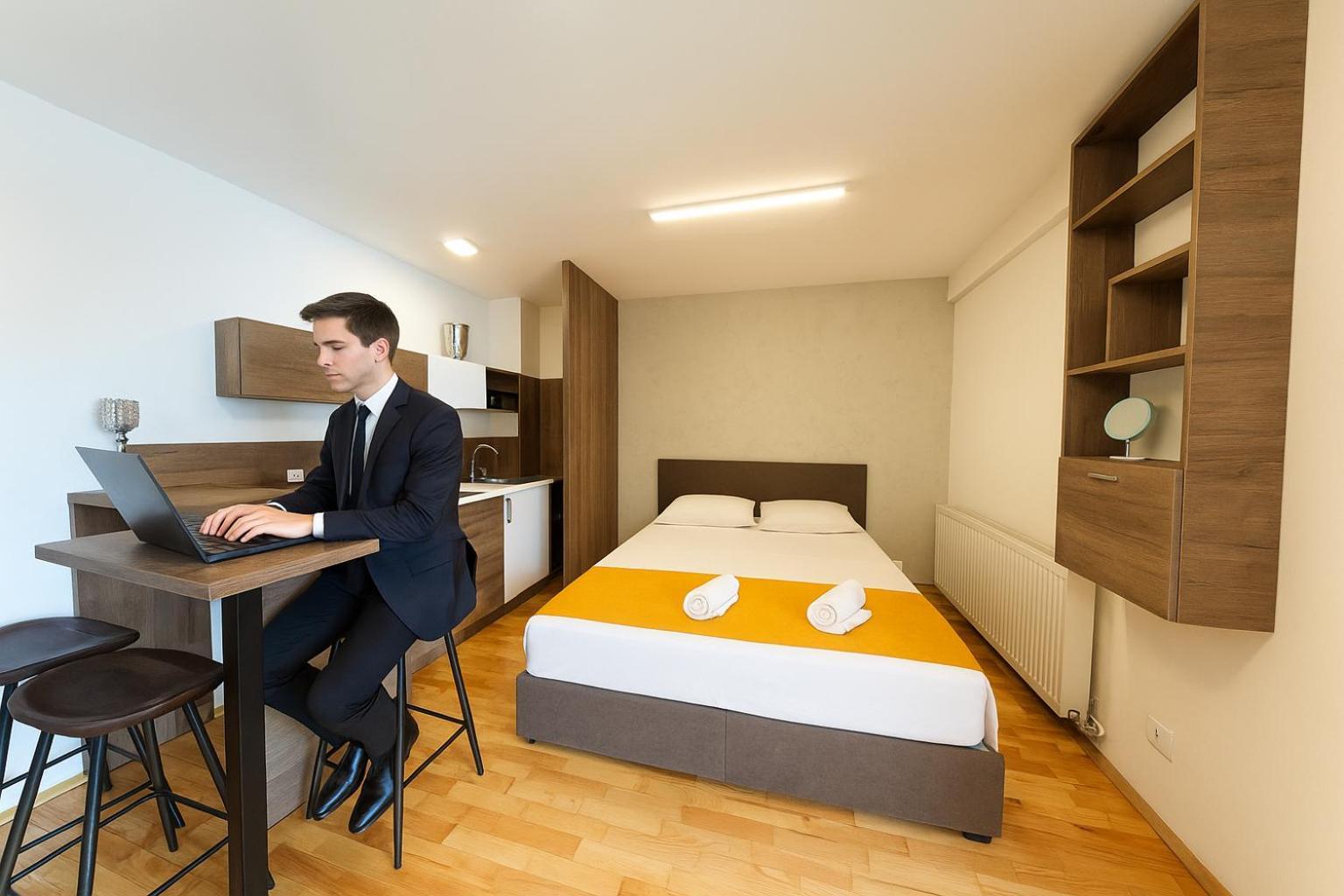 Nar Royalton Accommodation Nis Exterior photo